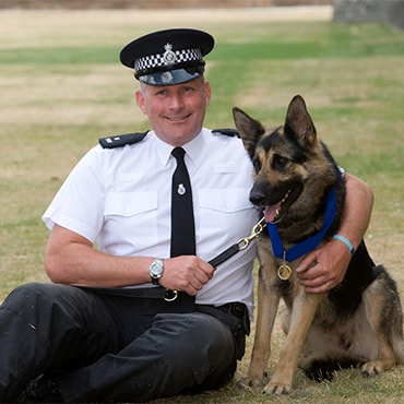 PC Neil Sampson and dog Anya